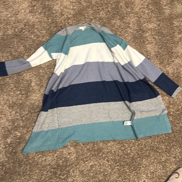 Women’s Small blue Striped Cardigan - Picture 5 of 7